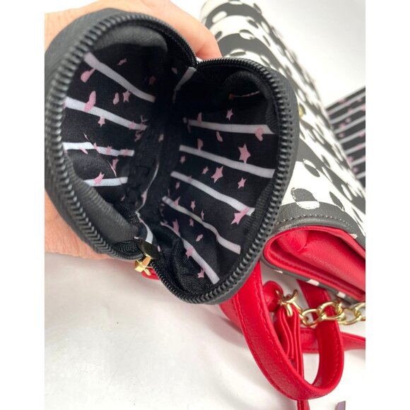 NWOT Betsy Johnson Embroidered Heart Crossbody w Coin Bag - Picture 2 of 4